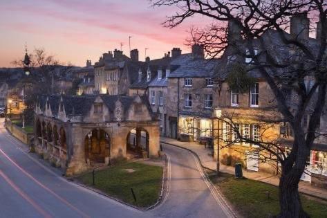 Cotswold Chic Retreats "Jacinabox" Central Chipping Campden-Parking-Garden Apartment Екстериор снимка