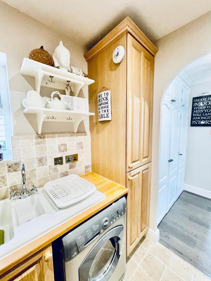 Cotswold Chic Retreats "Jacinabox" Central Chipping Campden-Parking-Garden Apartment Екстериор снимка